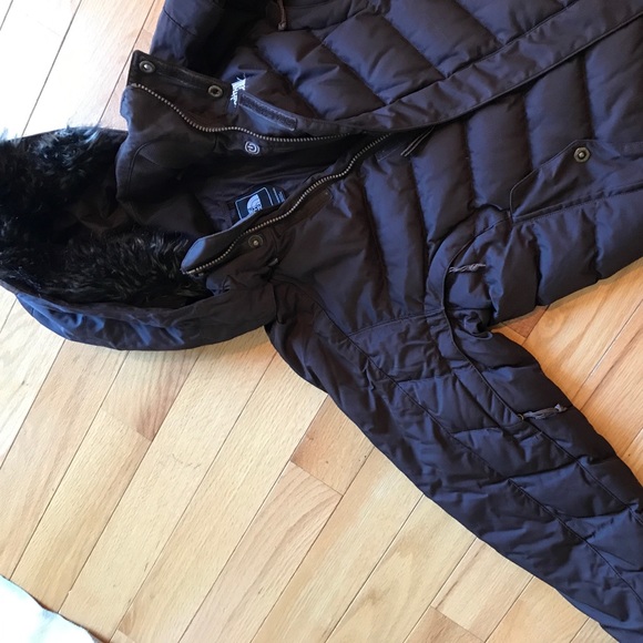North Face modern bombardier down jacket. - Picture 3 of 4